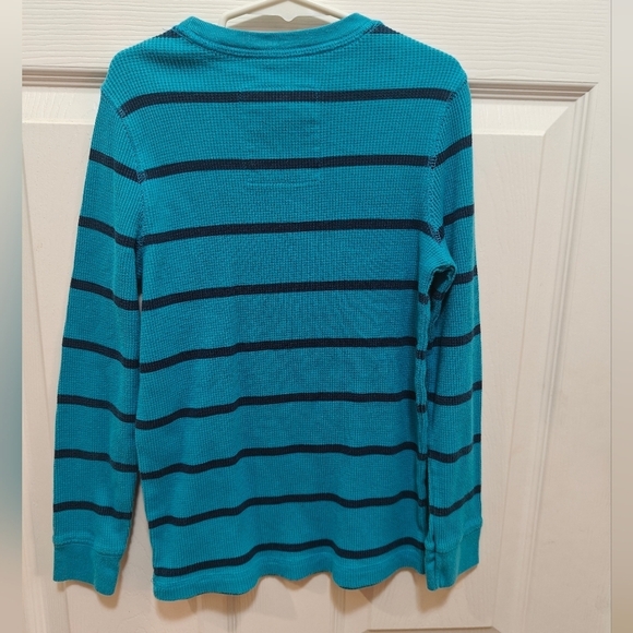 Boys long sleeve pullover - Picture 2 of 3